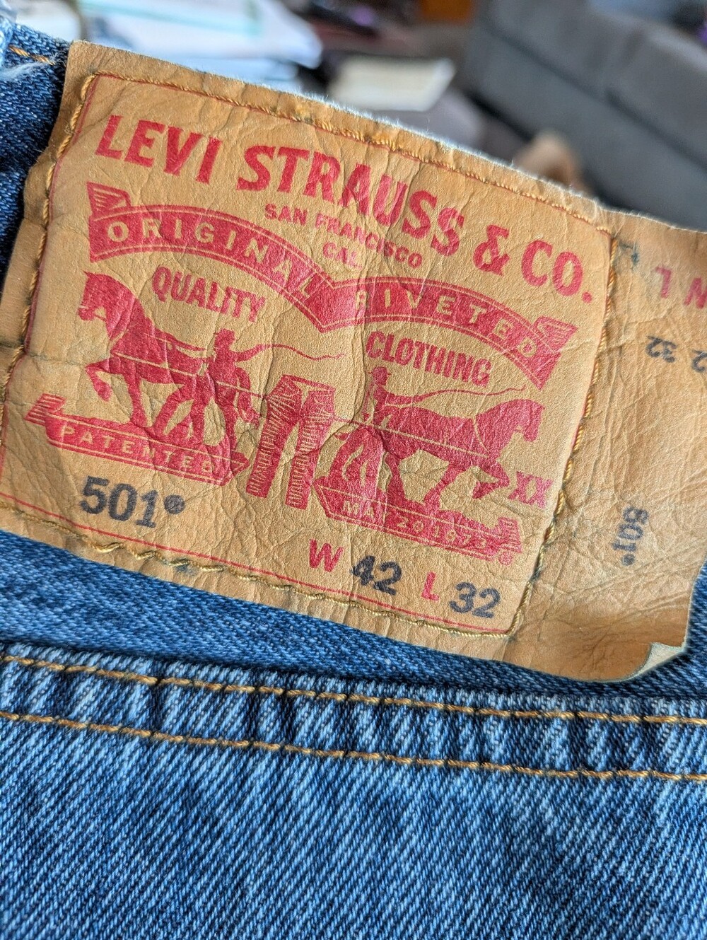 Levi's 501 Straight-Leg Jeans in Blue with Leather Patch 42x 32